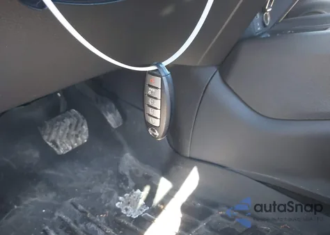 2017 Nissan Rogue Sv z USA, uszkodzony, nr VIN 5N1AT2MV8HC778890